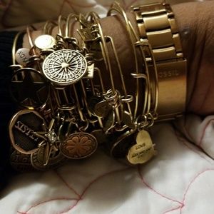 Everything Must Go♡Make me an offer.